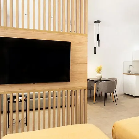 Blanq Marina Suites * Valencia