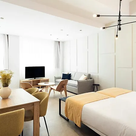 Aparthotel Blanq Marina Suites *