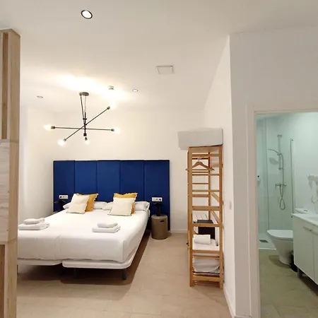 Aparthotel Blanq Marina Suites *