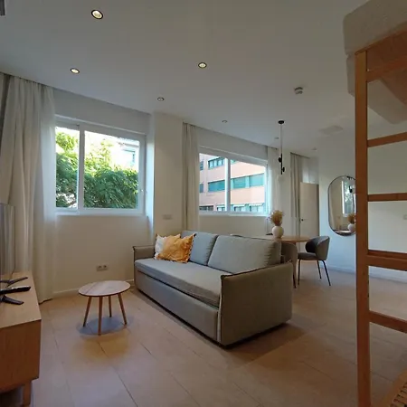 Blanq Marina Suites * Valencia