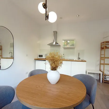 Blanq Marina Suites