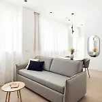 Aparthotel Blanq Marina Suites Valencia