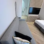 Blanq Marina Suites 4*