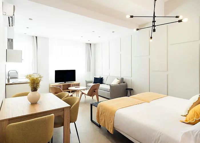 شقة فندقية Blanq Marina 4*