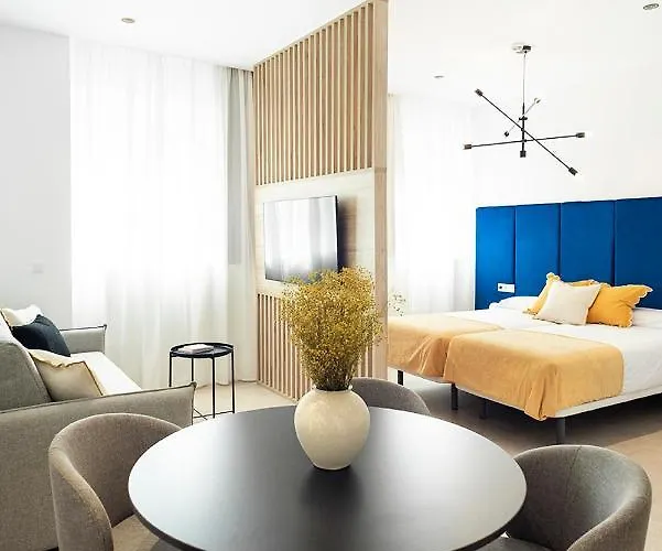 Blanq Marina شقة فندقية فالنسيا