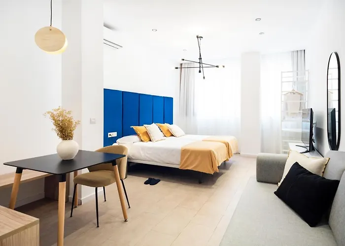 Blanq Marina شقة فندقية