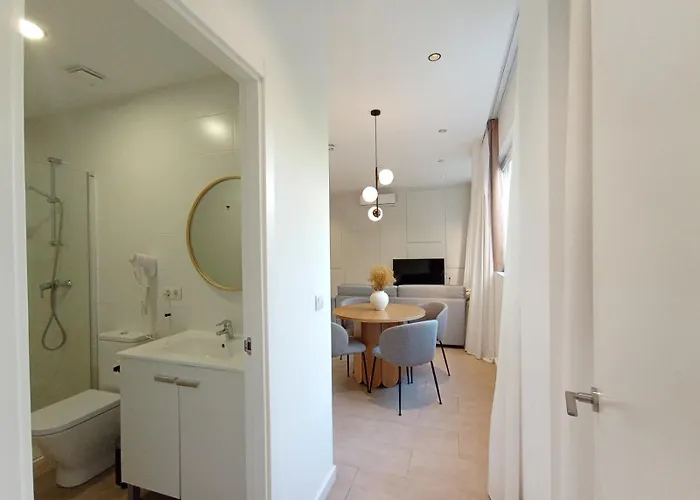 Blanq Marina 4* فالنسيا